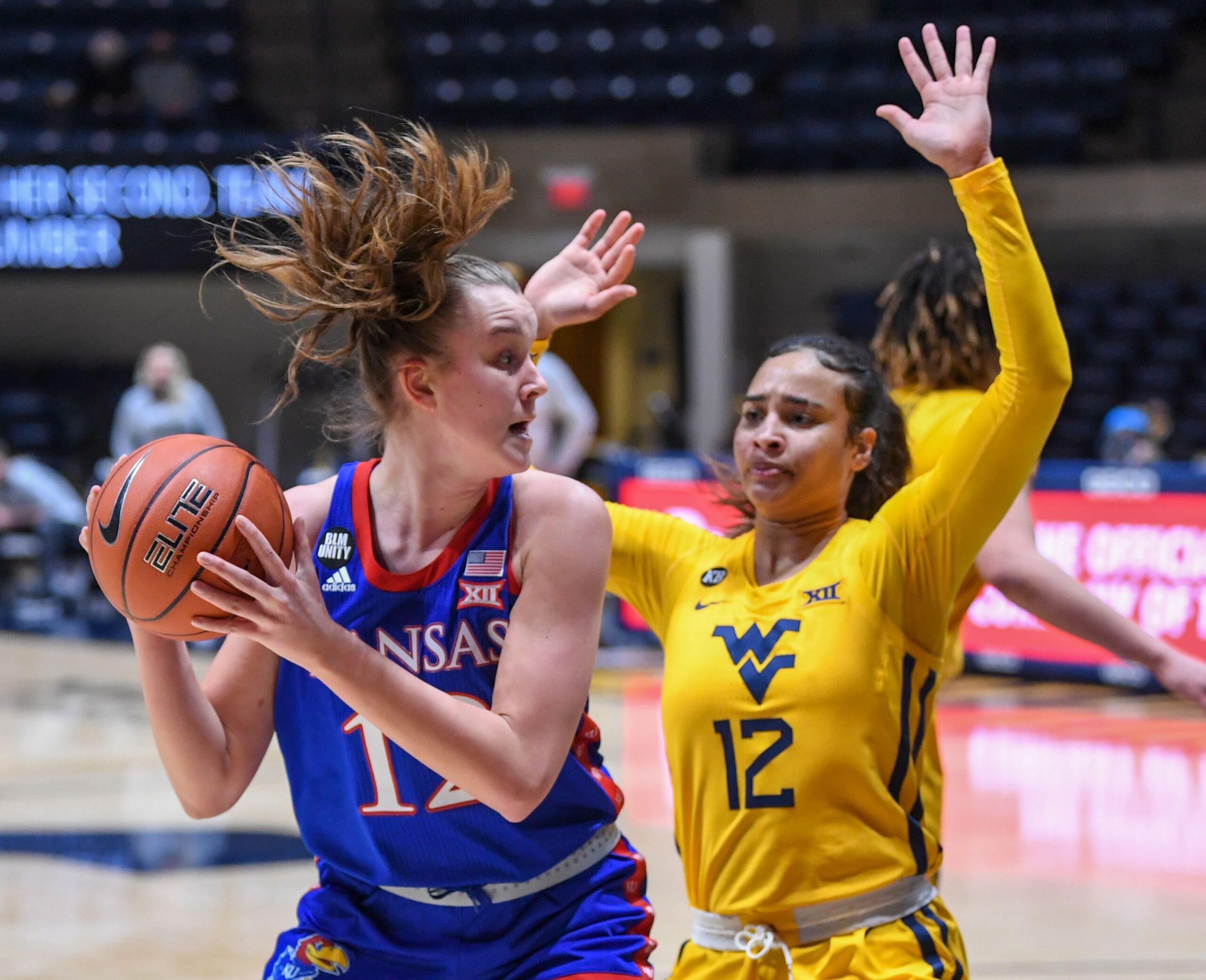 WVU women's basketball team wins 11th-straight, but coach Mike Carey unhappy with performance vs. Kansas
